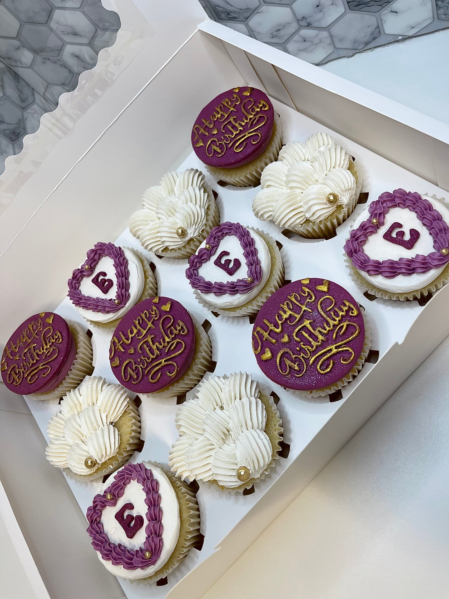 Cupcakes - Edible Toppers