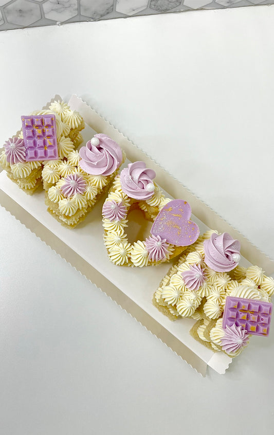 MOM Letter Cake